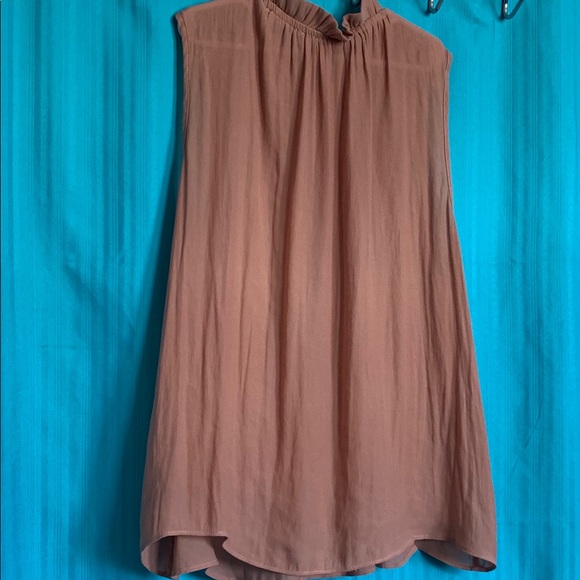 Soft pink flowing blouse - Picture 2 of 2